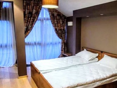 Будинок з теплим басейном та зоною СПА Киев