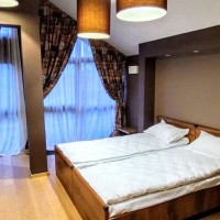 Будинок з теплим басейном та зоною СПА Киев