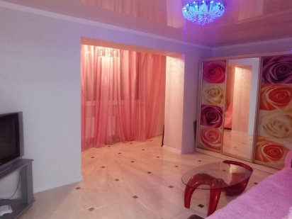 ПОДОБОВА ОРЕНДА гарної квартири в ЦЕНТРІ МІСТА, Кондиціонер !!! Кам'янець-Подільський