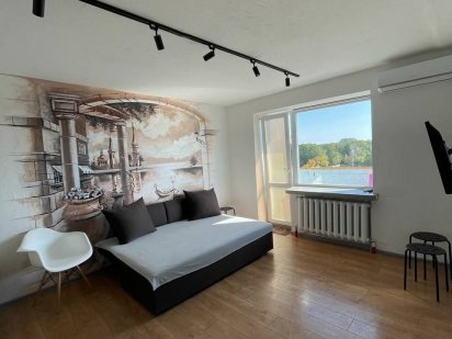 Оренда квартир подобово, погодинно Коростень