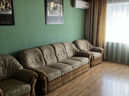 Лифт работает! Посуточно 3-Х комн.кв. ЛЮКС. Отчетные док-ты. Краматорск