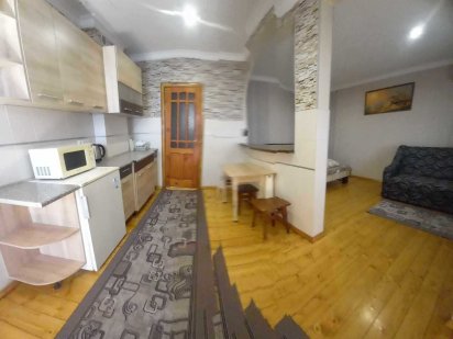 В центрі  міста подобова оренда квартири. Мукачево