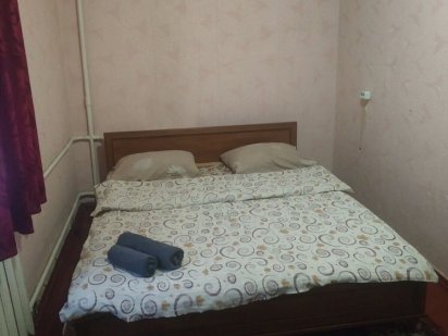 Посуточно  2-х ком Центр ! Прилуки