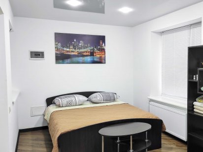 Комфортна Квартира Подобово в Центрі міста Ромни