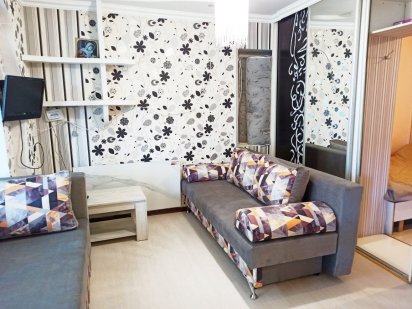 Оренда!  Подобово!  В центрі! Шептицкий