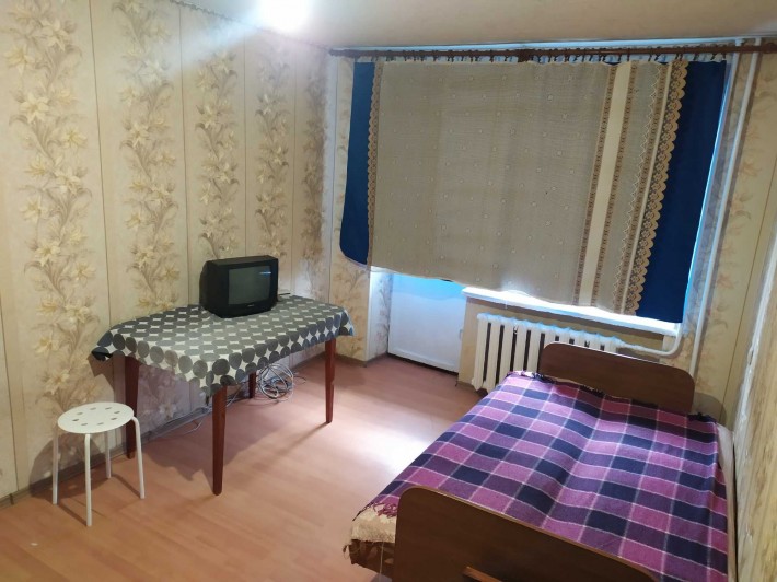 Квартира сдаю посуточно 3 комнатная 1-8 спал мест от 1 суток Славянск - фото 1