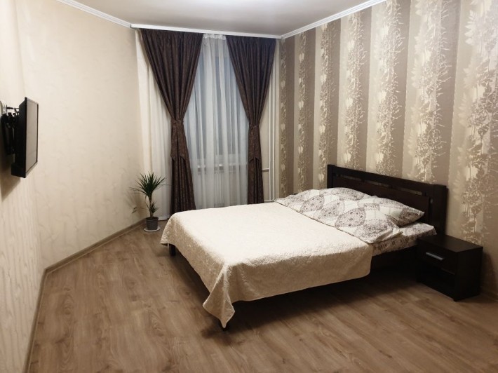 Квартира посуточно в г. Борисполь с возможностью размещения до 4-х чел - фото 1