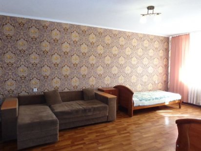 Центр. Подобово. 2 Кімнатна кв. Бойлер. Wi-Fi. 7 спальних місць. Черкаси