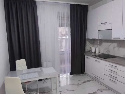 2 кім., люкс апартаменти ЦЕНТР. в ЖК Театральний, ПОДОБОВО, ПОГОДИННО Ровно