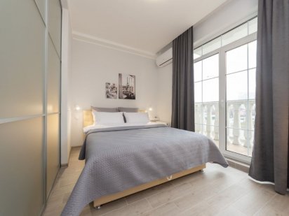 Дизайн-проект "ПАРИЖ У ВІКНІ". ЖК Британський Квартал. Подобова оренда Киев