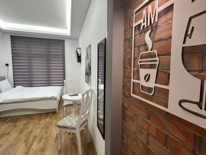 Простора квартира на Печерську подобово Киев