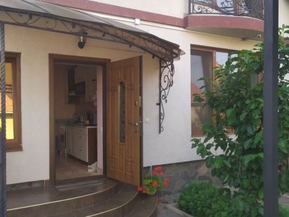 Подобовий будинок від власника Мукачево