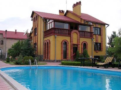 Дом 450кв., 7 спален, сауна. Корпоративы. До  20 человек. Київ