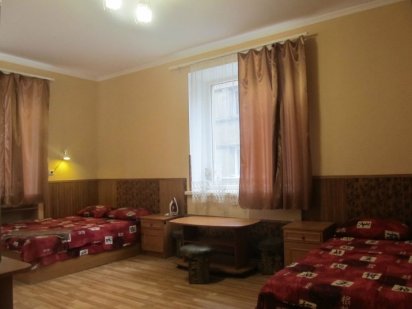 1 кім. кв. ( ж/д вокзал ,4 спальних місця ) вул. Зерова 11 Львов