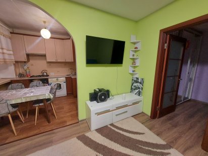 Сдам 2х комнатную квартиру посуточно