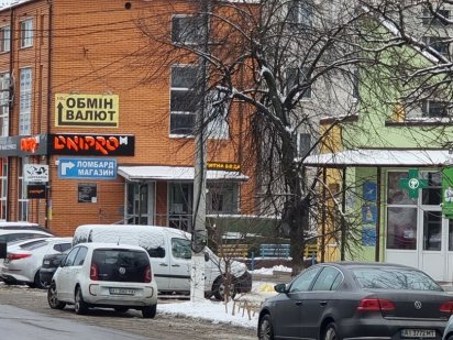 Васильків Грушевського 1поверх 50м. Васильков