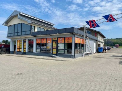 Фасадний магазин 120 м2 на Мукачівскій, 3д. Без комісії Мукачево