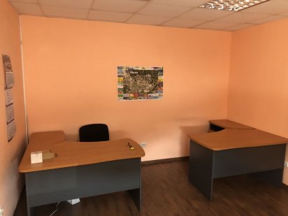 Сдам офисное помещение в аренду+ земельный участок Обухов