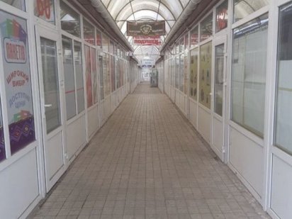 Приміщення під торгівлю ,офіс або склад Умань