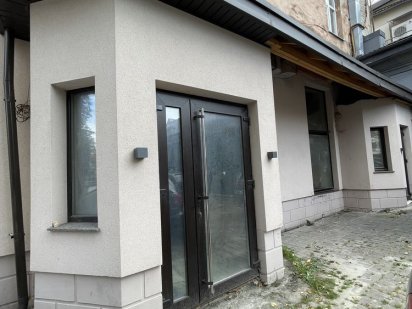 Оренда комерційного приміщення в центрі міста!Біля Пасажу! Івано-Франківськ