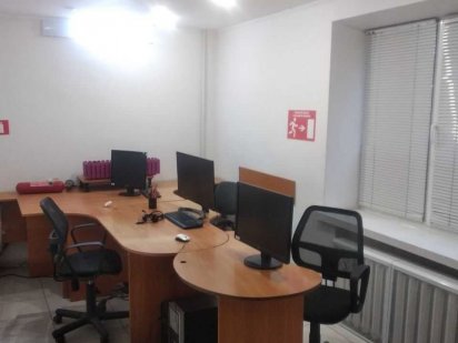 Приміщення Центр вул Петропавлівська 1й пов 2 кімнати 26м2(б'юті/інше) Суми