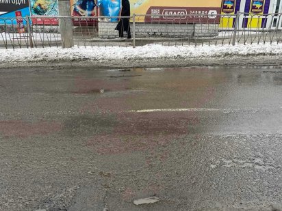 Здам в оренду магазин  в центрі поруч продуктового ринку. Рівне