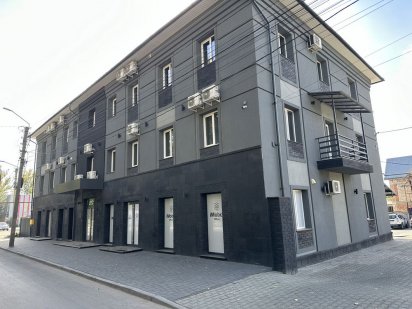 Оренда офісних і торгових приміщень Черновцы