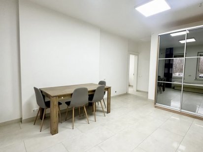 Оренда приміщення з фасадним входом Черновцы