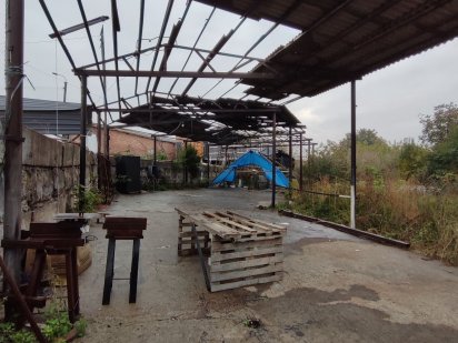 Здається площадка з піднавісом по Білій Рівне