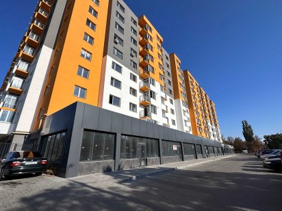 Оренда першого поверху по центральній вулиці Черкаси