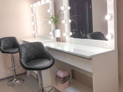 Здам в оренду стіл бровіста / візажиста стиліста і тд Вінниця