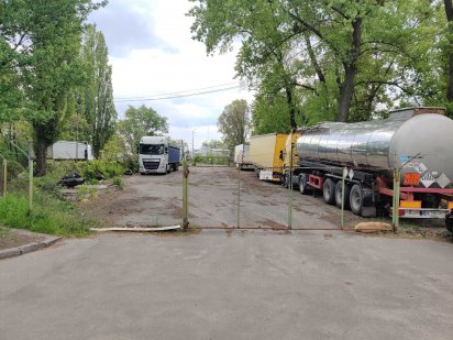 Оренда відкритий майданчик 1100 кв.м під стоянку, вул. Алматинська 35 Київ