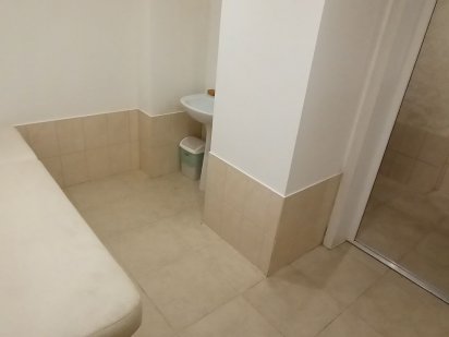 Сдам в аренду небольшой кабинет для массажа