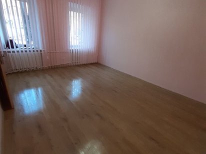 Сдам помещение под офис. Фасад. Центр города. Николаев