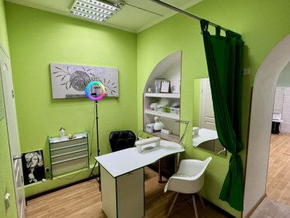 Сдам полностью оборудованный кабинет под маникюр и педикюр Миколаїв