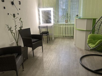 Здаю в оренду робоче місце бровіта,візажиста . Миколаїв