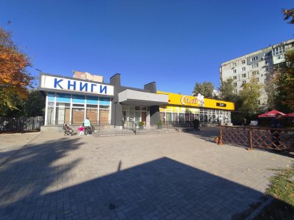 Оренда торгового приміщення у центрі Хортицького р-ну - 200 кв.м.