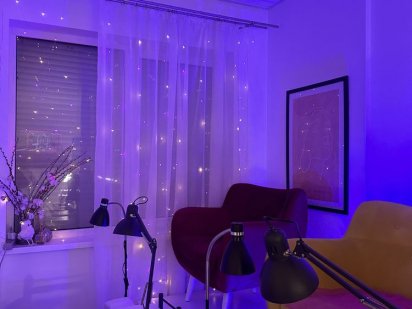 Сдам место мастеру маникюра/педикюра  помесячно ЖМ Радужный Одесса