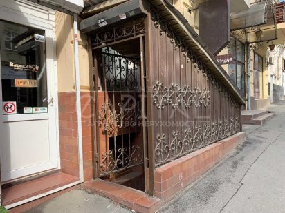 Аренда комерческого объекта по ул. Дмитриевская, Центр 187м2 Киев