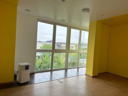 Оренда офісного приміщення 120м2  біля ТЦ ФОРУМ Львов