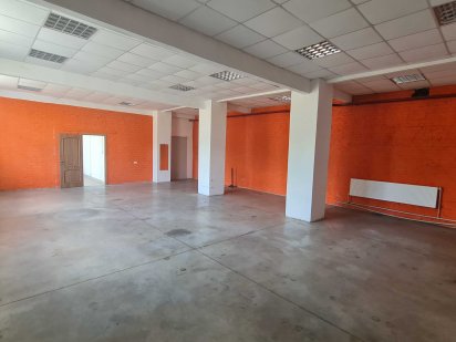 Аренда 122 м2 под швейку или офис на 1-м этаже в районе ЮЖД Харків