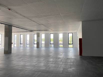 Торгове приміщення 350 м² під оренду ПОРТ Львів Львов