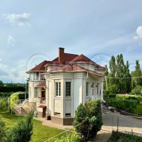 Продаж будинку, 420 кв.м., 13 соток, район «Світанок» Кривий Ріг