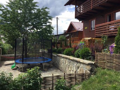 Садиба та Чан «На Пагорбі» Яремче