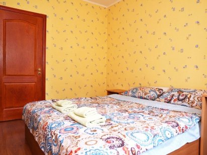 Двокімнатна квартира подобово поруч з парком Покровський для 6 гостей! Ирпень