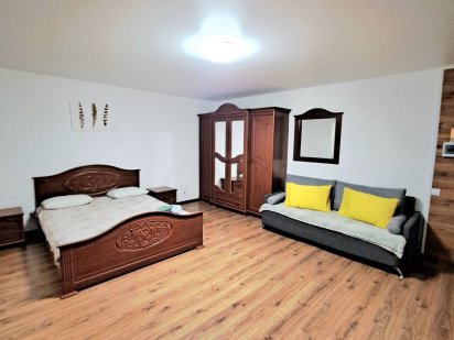 Квартира на Соборній погодинно, подобово, потижнево 1 кімнатна Рівне