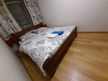 С КОНДИЦИОНЕРОМ!!! ПОСУТОЧНО 5 мин до Центра возле липовой аллеи Ужгород