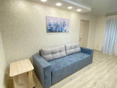 2-комн.-студия ЛЮКС в центре, ЦУМ, кондиционер,посуточно,почасово. Чернигов