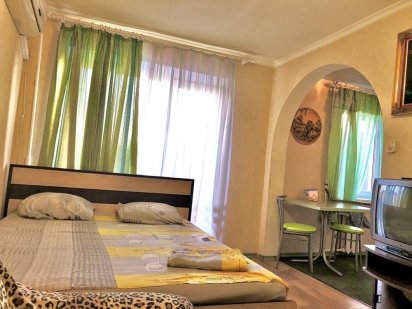 Посуточно,почасово (Мост-Сити,Центр,Набережная ,Госпиталь) на Мономаха Дніпро