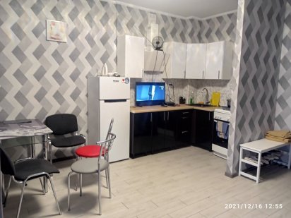 Подобово погодинно помісячно 3 кім квартира! 8 спальних місць